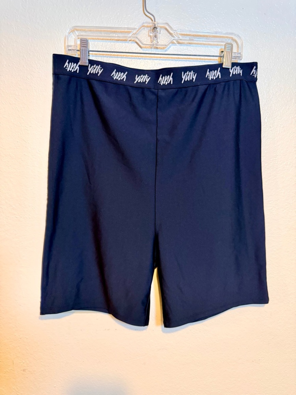 Yitty Black Logo Elastic Waist Bike Shorts